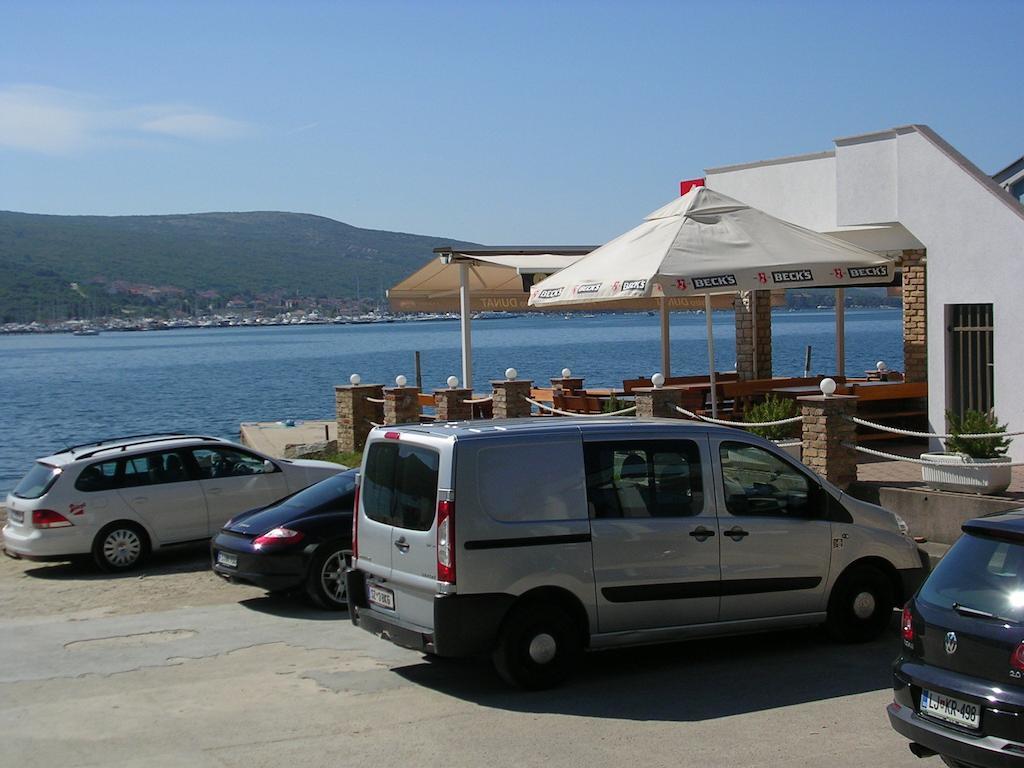 Apartment Perkovic Jadranka Kornić Extérieur photo